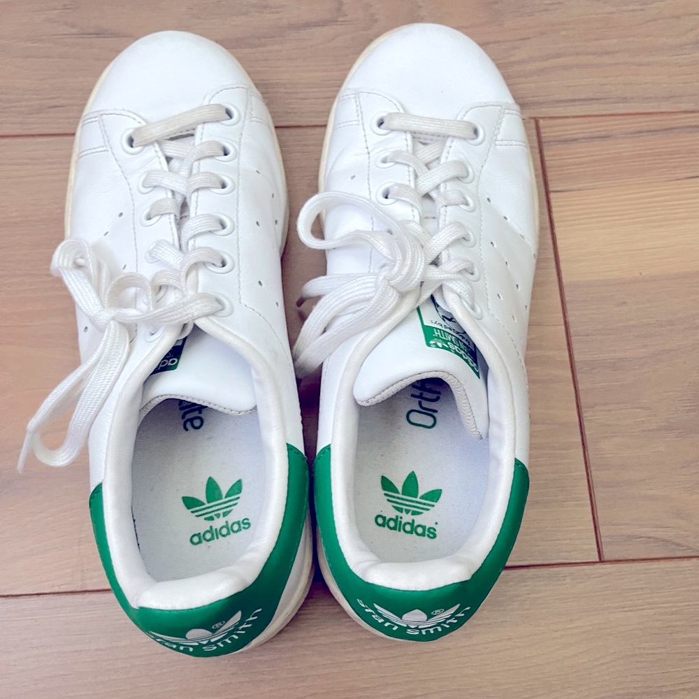 Adidas Stan Smith women size 5